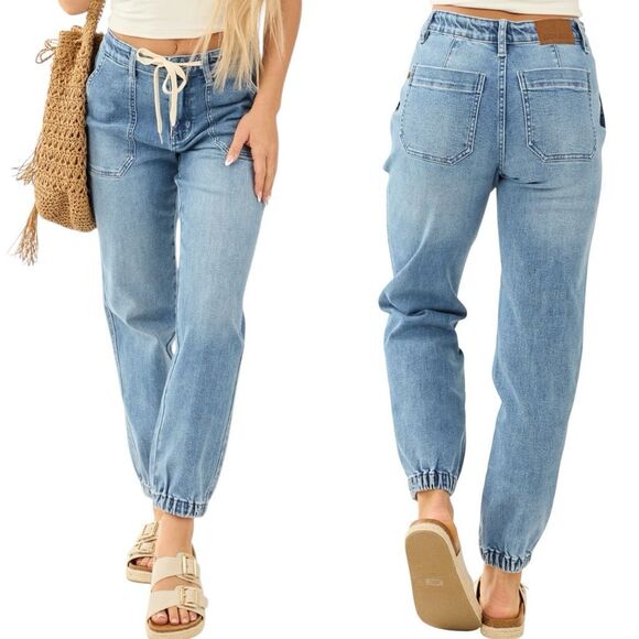 Judy Blue High Rise Medium Wash Denim Joggers NWT - Picture 2 of 16